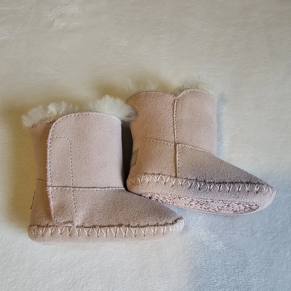 UGG Light Pink Baby Booties with Fur